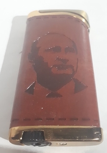 Зажигалка газовая ПУТИН, кожа арт.829