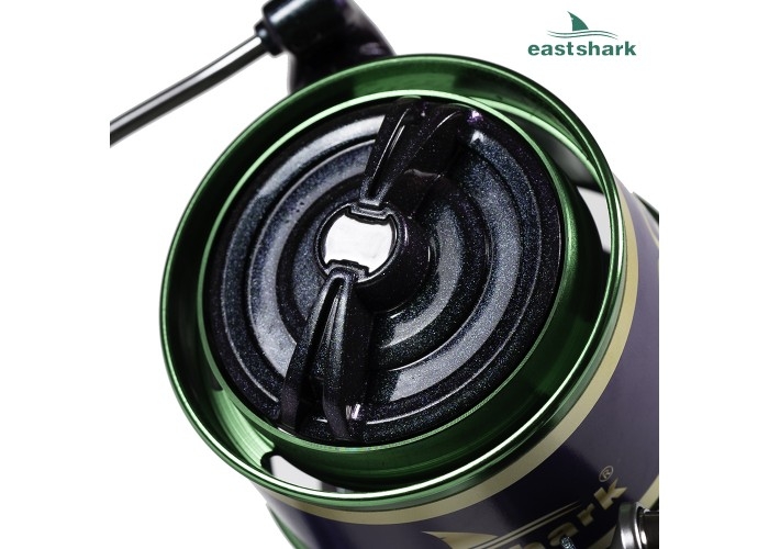 Катушка Eastshark Ocean 8000 не боится соленой воды (30358)