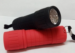 фонарик на батарейках WH-509, 9LED, прорезиненный (1/24)