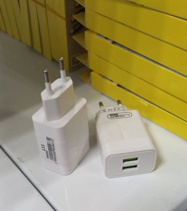 Сетевое З/У 2*USB, L11 (кратно 5шт)