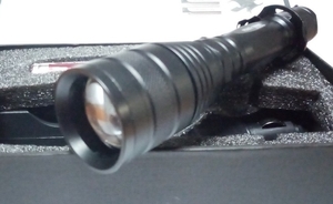 Фонарь аккум ПОДСТВОЛЬНЫЙ (тактический) P-50 (новый вид яркого LED!!!!!!)