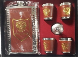 Набор подарочный Россия, кожа (фляга, стопки, лейка) арт. 9Д