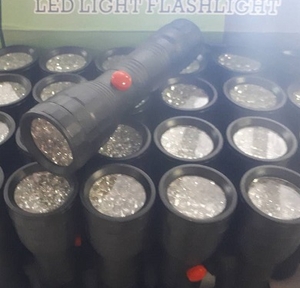 Фонарь ручной на батарейках 21LED (3хААА в компл не входят) арт.7086-21