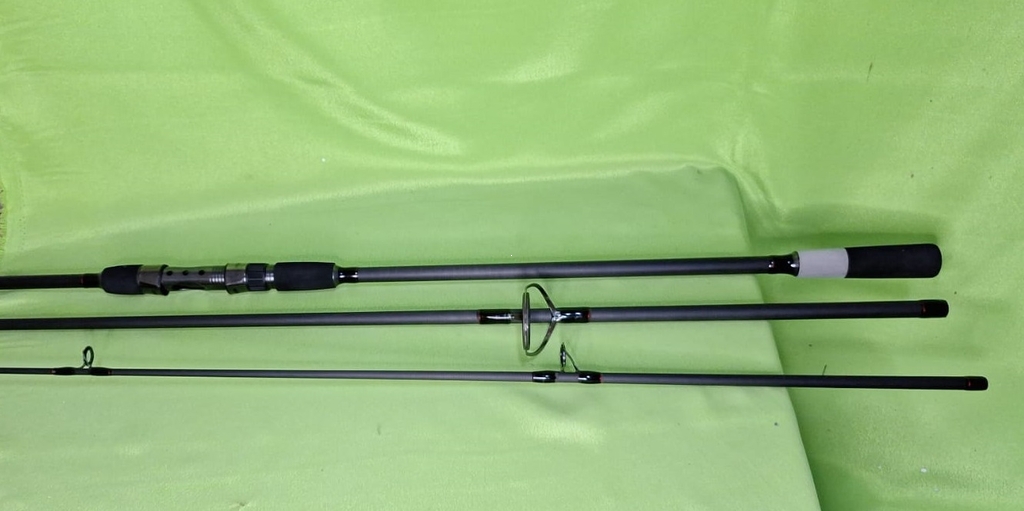 Спиннинг CARP, 3х частн., carbon, 4lbs, 3,6м