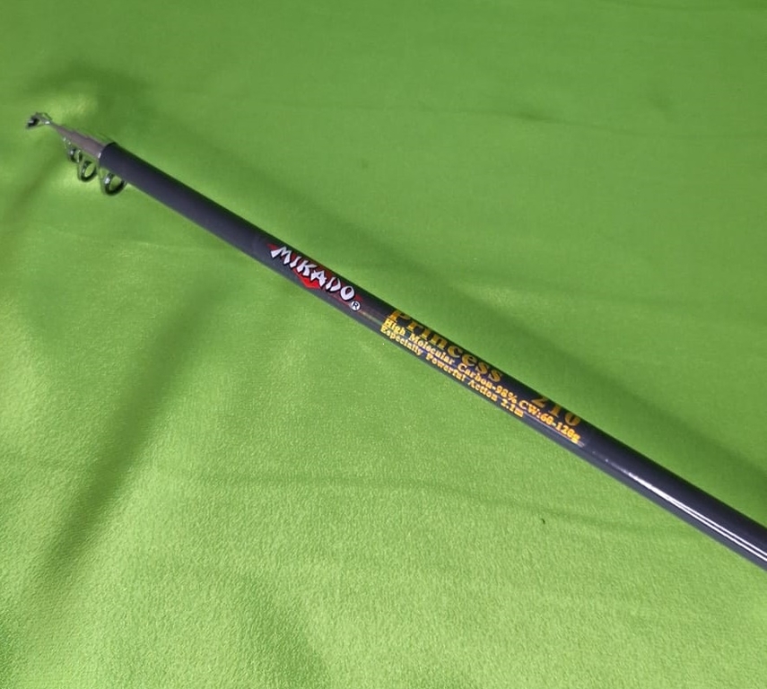 Спиннинг телескоп Mikado Princess CARBON 60-120гр, 2,4м