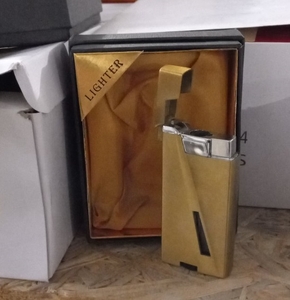 Зажигалка газовая в индивидаульной упаковке 7027
