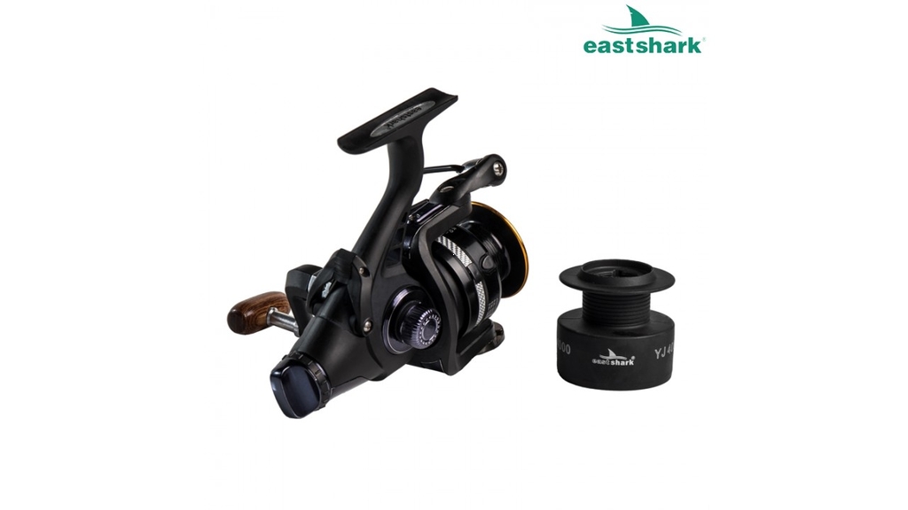 Катушка EastShark YJ 30 7+1 пjодшипник. с байтранером 5,2:1 (101011)