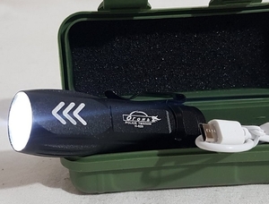 Фонарик аккум. ручной, шнур USB, пластик коробка, ОГОНЬ Н-826 (1/60)