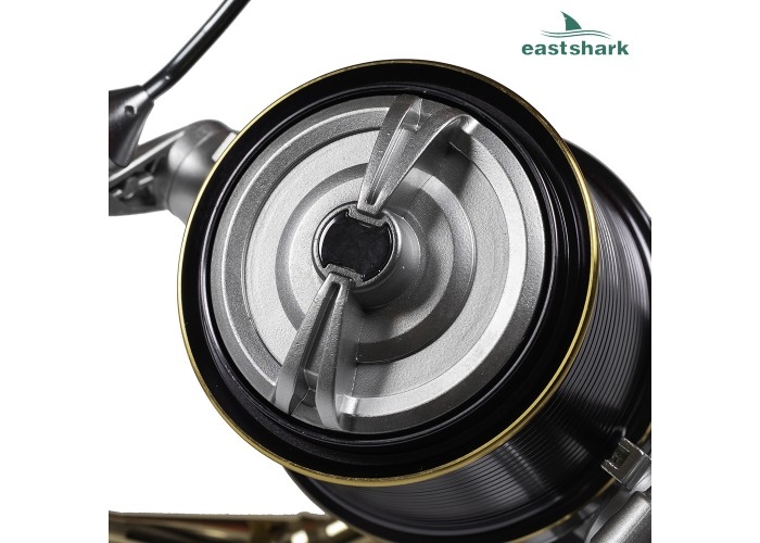 Катушка Eastshark Pro Surf 8000 (30348)  не боится соленной воды