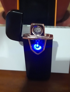 Зажигалка USB (электронная)  в индивидуальной подарочной упаковке А21845