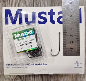 Крючки MUSTAD UltraPoint 25шт (92647NP-BN) на пеленгаса №1