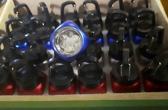 Фонарик-брелок ручной 6LED, Y-853 (24)