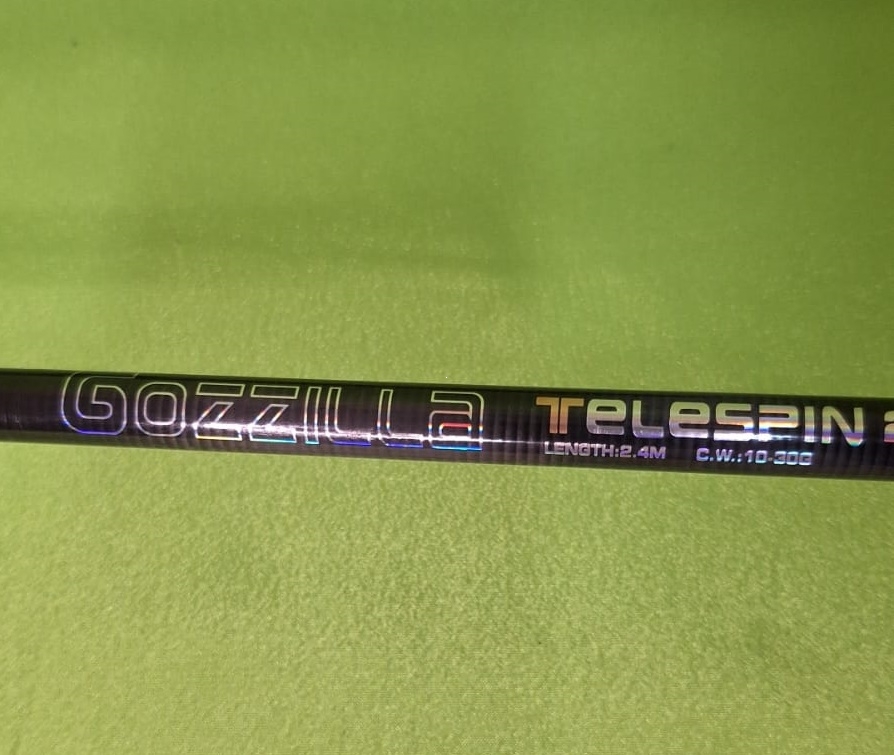Спиннинг телескоп Gozzilla Telespin, 10-30гр, 2,4м
