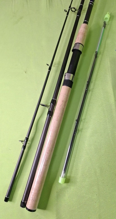 Спиннинг штекер FishingMaster Feeder, 3 вершинки, 60-180гр, 3,9м